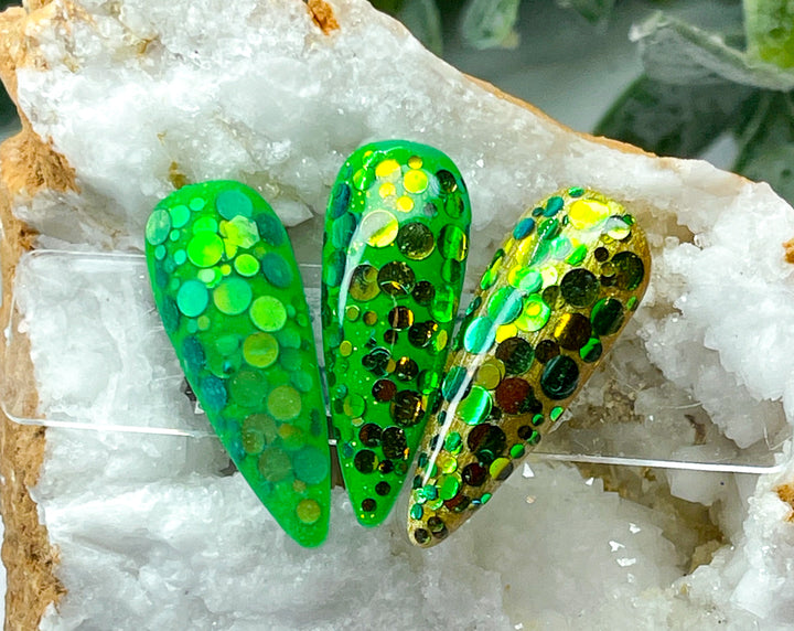 MM - "Loch Ness Monster" -- Lavish Ladybug Sparklers