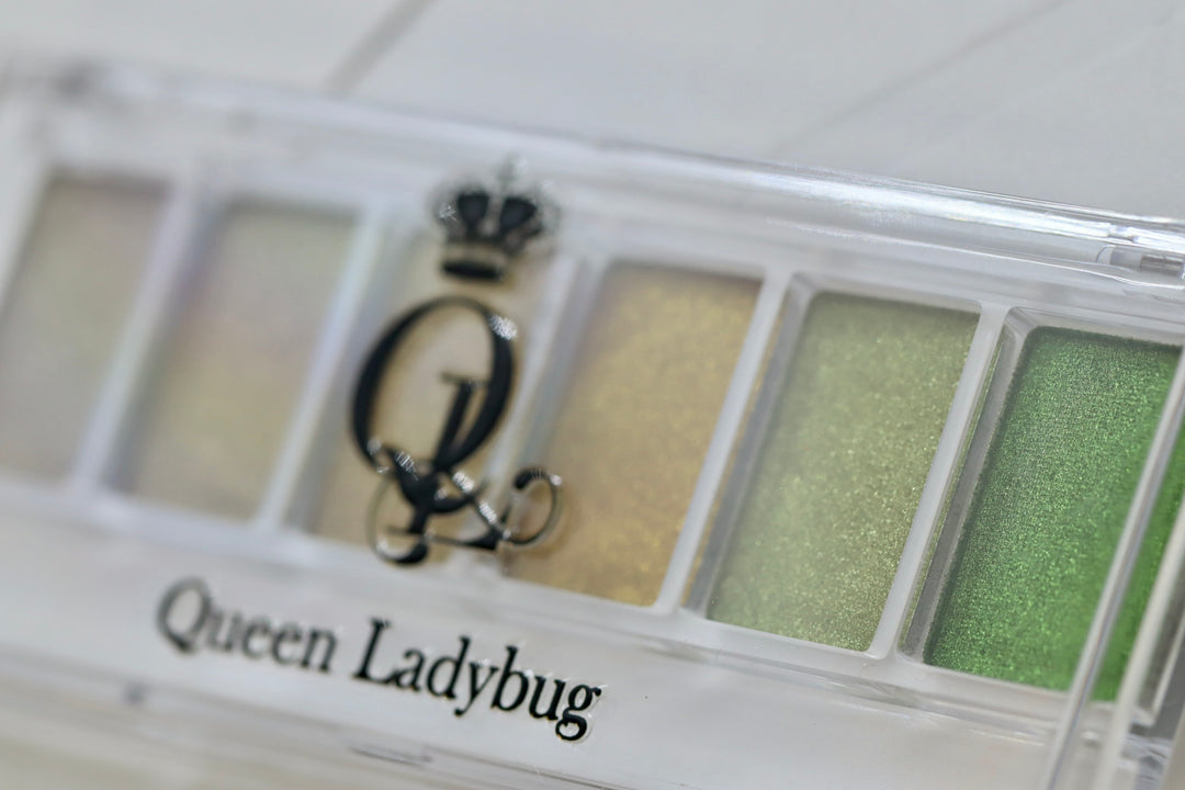 Green & Gold Chrome Palette -- 13 Days of Halloween