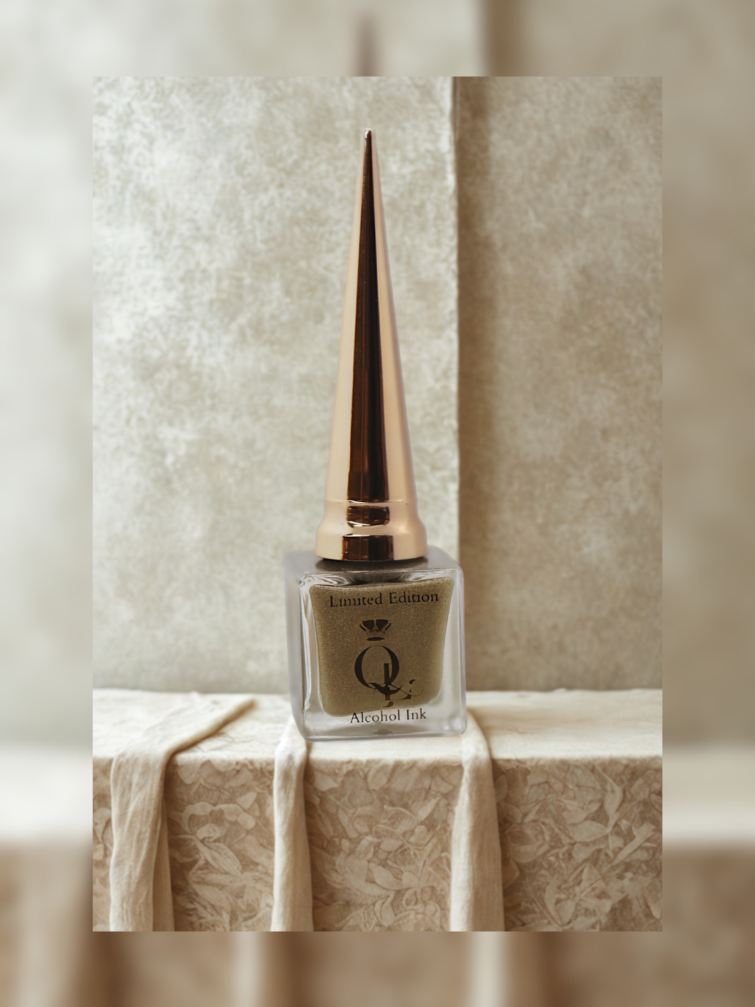 Champagne Distressing Alcohol Ink