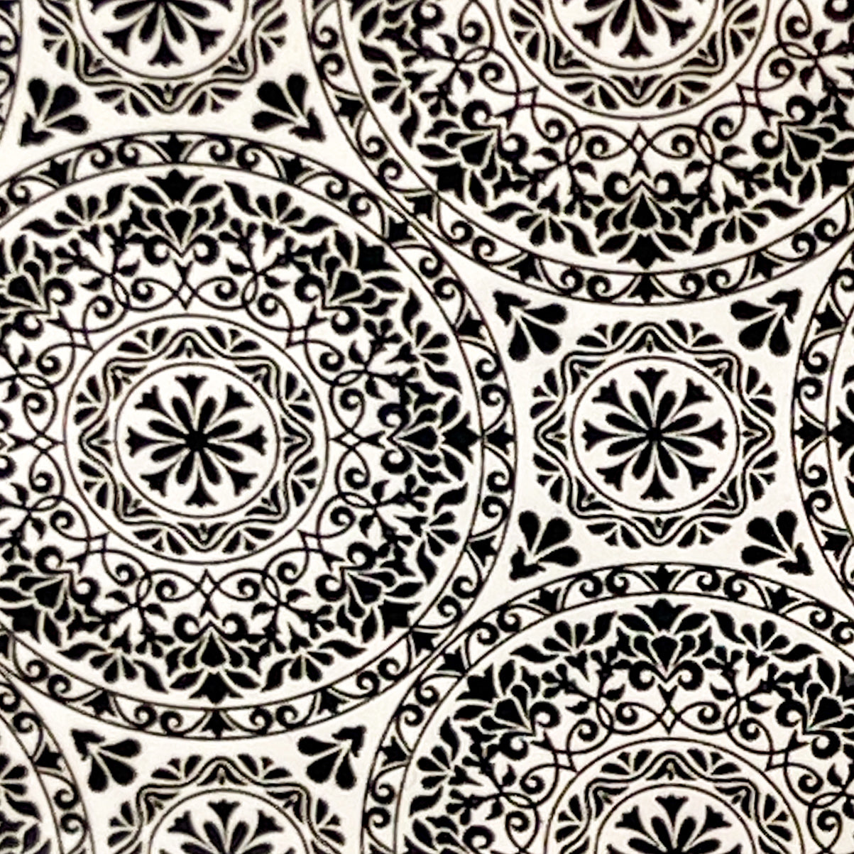 42-09 Black Mandala Medallion -- Nail Transfer Foil