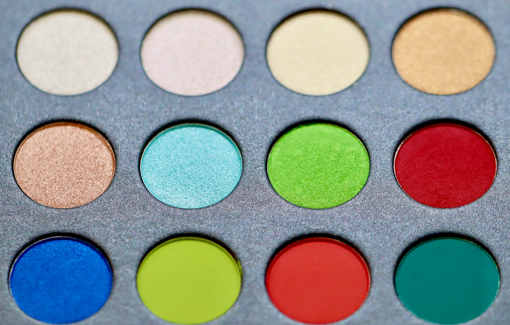 Heartwarming Holiday -- 12pc. Pigment Palette