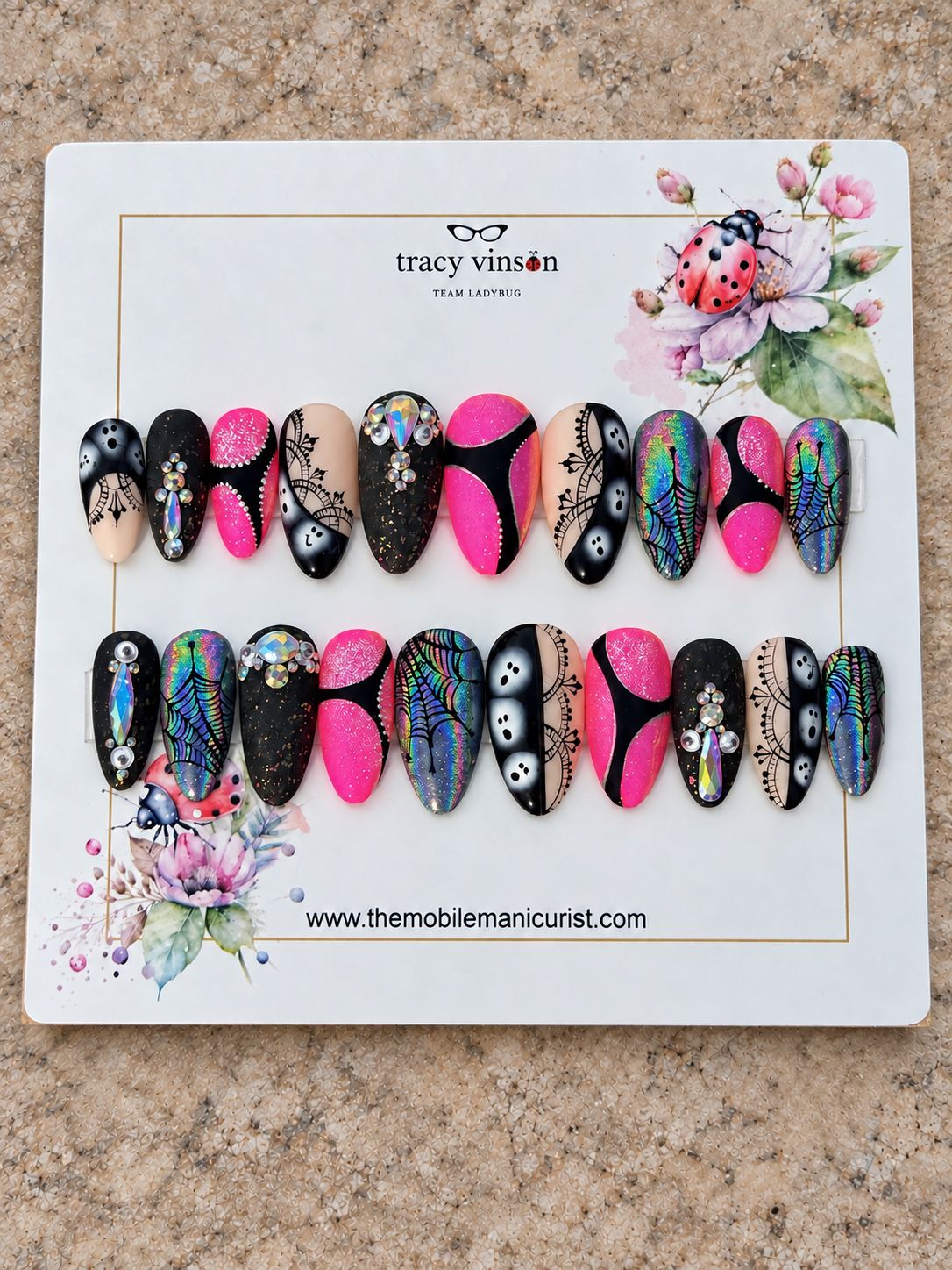 I See You Press-On Nails
