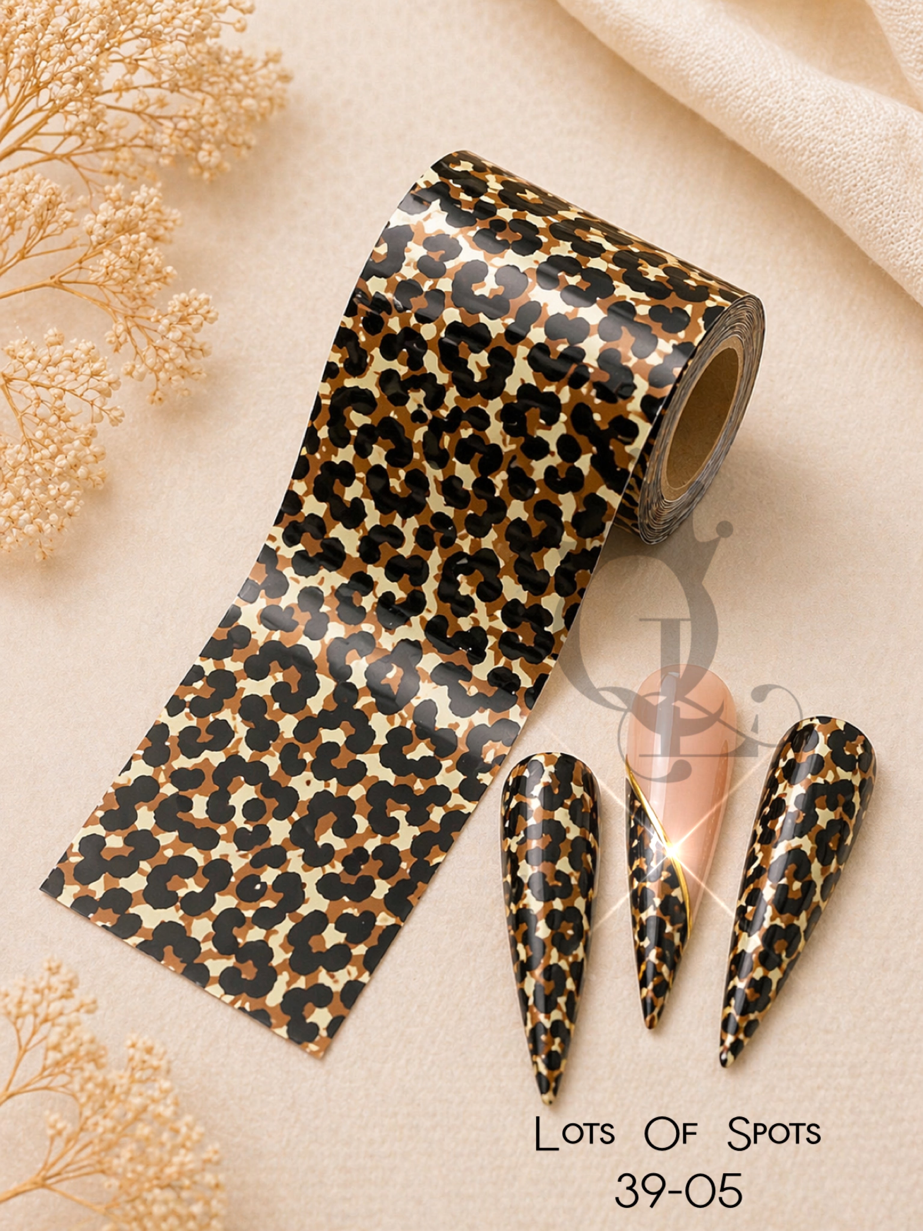 39-05 Lots of Spots Nail Transfer Foil
