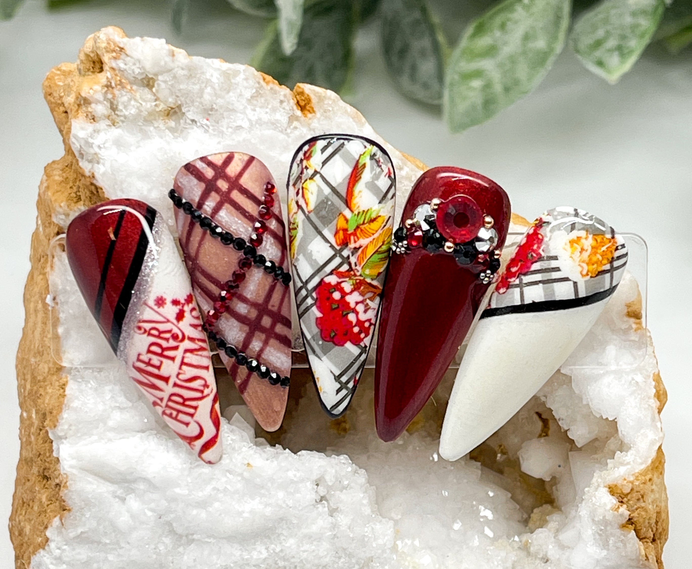 04-03 Berries in the Snow -- Nail Transfer Foil