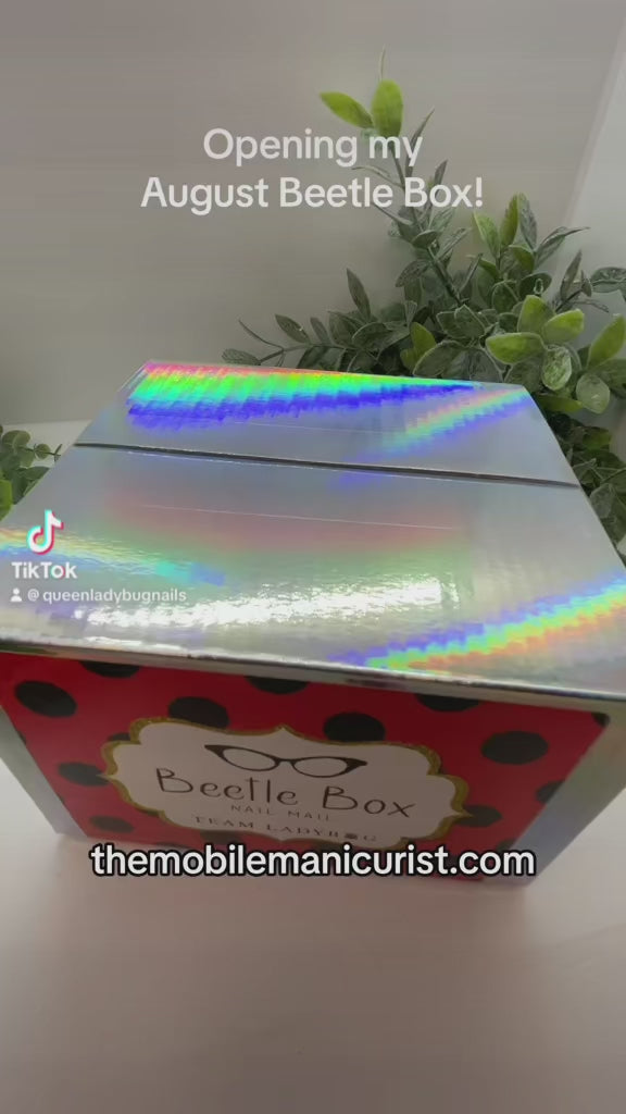 Load video: The Nail Art Toolbox Subscription