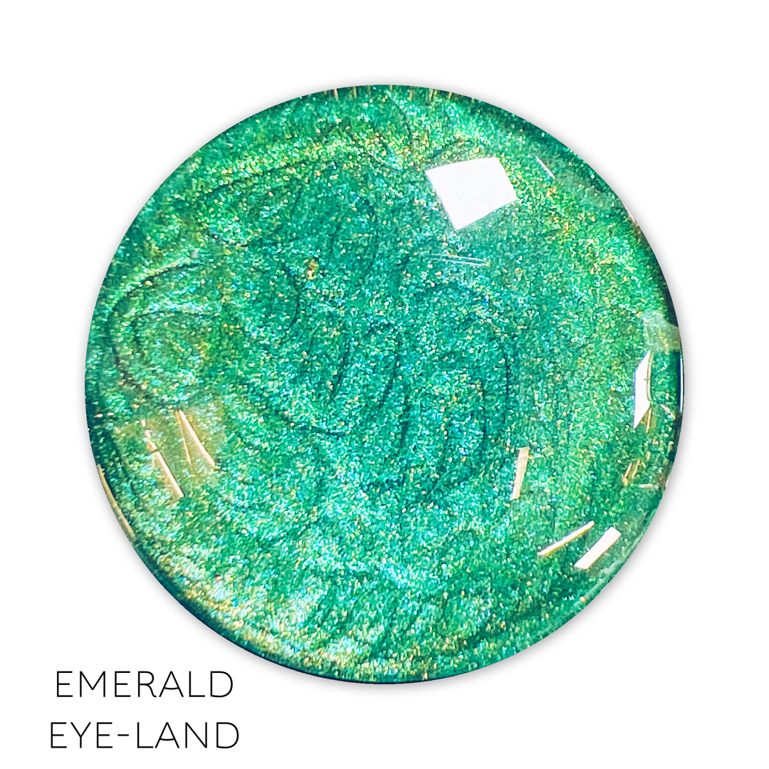 Emerald Eye-land -- Minx Cat Eye Gel