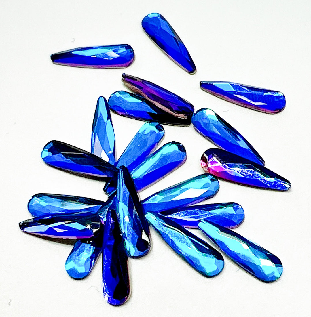MM - Mermaid Teardrop Stones -- Sapphire